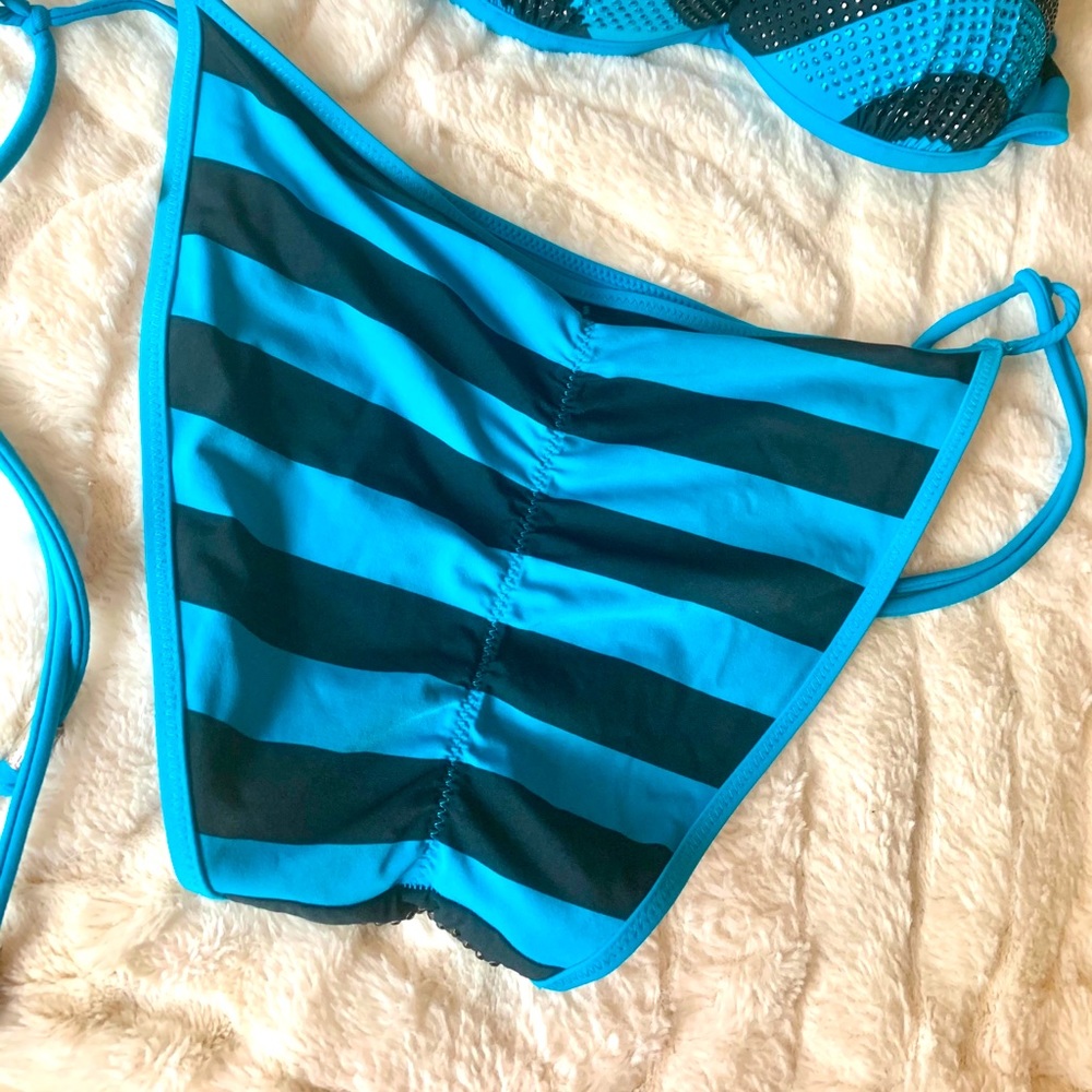 Studded Bikini - Picture 3 of 4